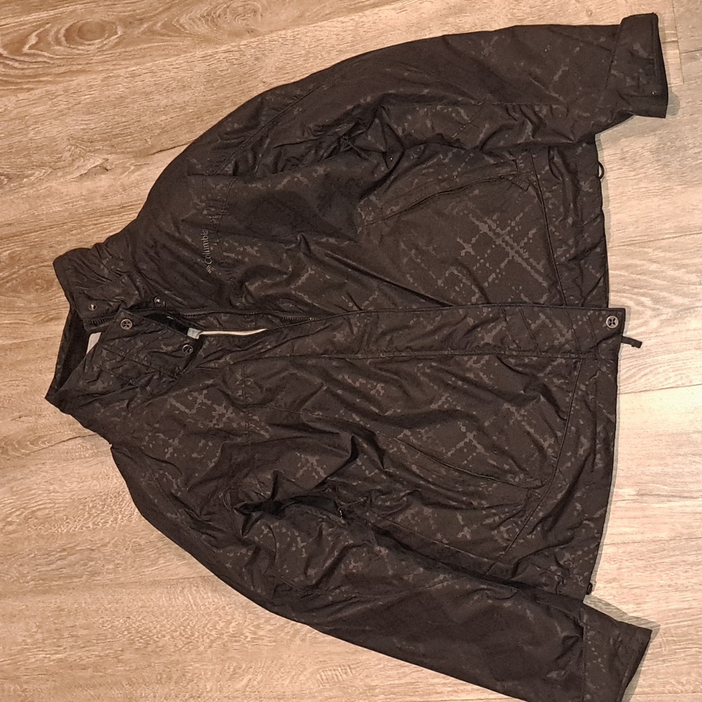 Great condition Columbia Women's XL